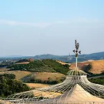 Villa Belsole Nel Chianti In Toscana Con Piscina Riscaldata E Colonnina Per Ricarica Auto