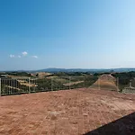 Belsole Nel Chianti In Toscana Con Piscina Riscaldata E Colonnina Per Ricarica Auto Villa