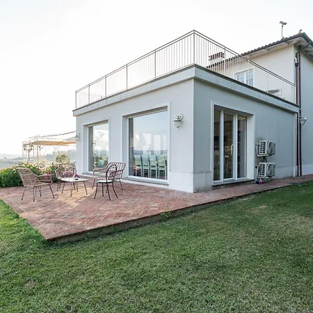 Belsole Dell 800 Con Piscina Riscaldata 1 Aprile Al 30 Settembre E Colonnina Elettrica Per Auto Villa Certaldo