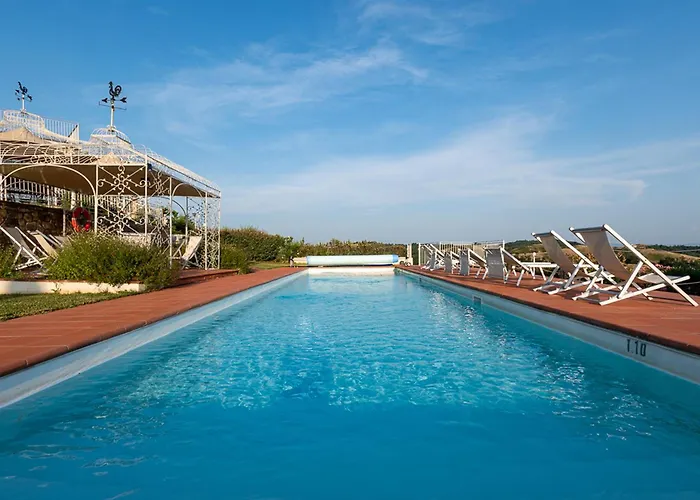 Belsole Nel Chianti In Toscana Con Piscina Riscaldata E Colonnina Per Ricarica Auto Villa Certaldo